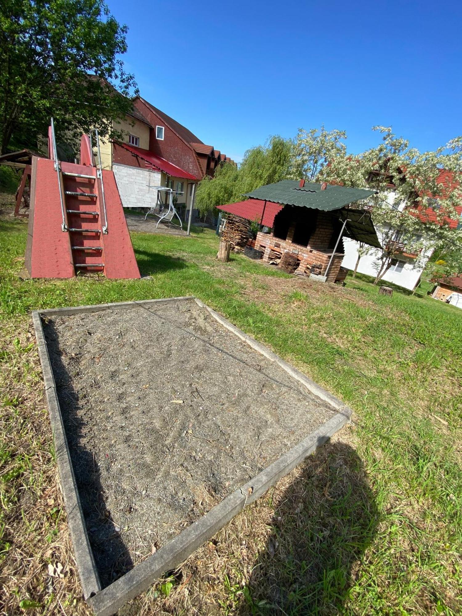 Vila Onix Sovata Buitenkant foto