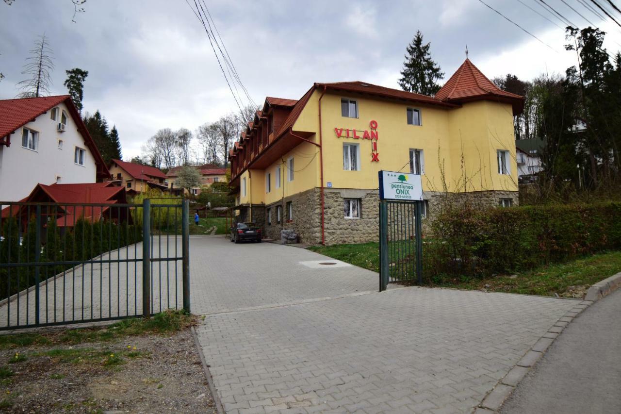 Vila Onix Sovata Buitenkant foto